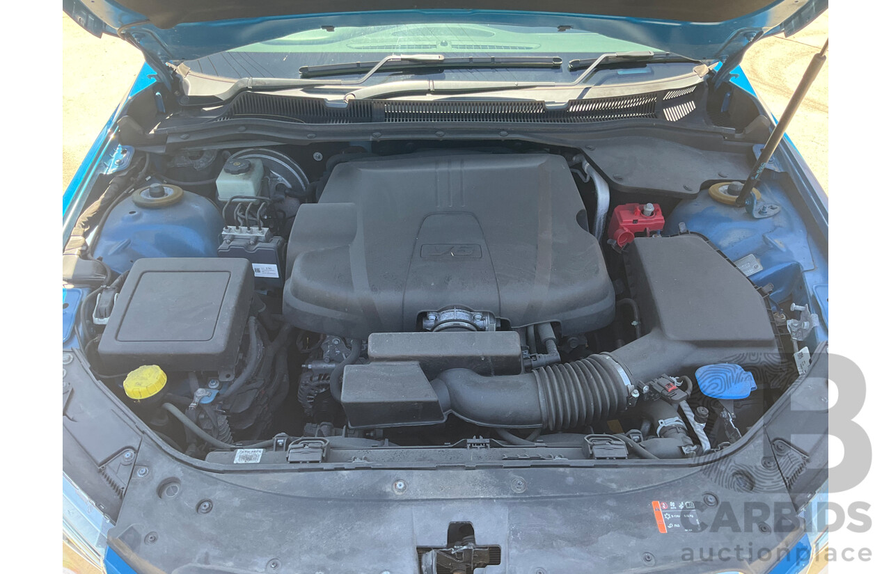 10/2014 Holden Commodore SV6 VF MY15 4d Sedan Perfect Blue V6 3.6L