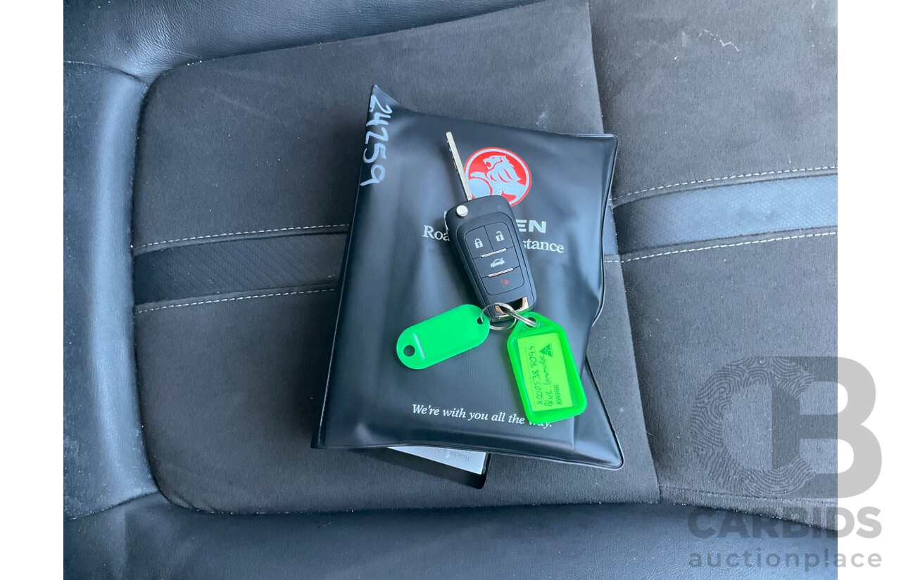 10/2014 Holden Commodore SV6 VF MY15 4d Sedan Perfect Blue V6 3.6L