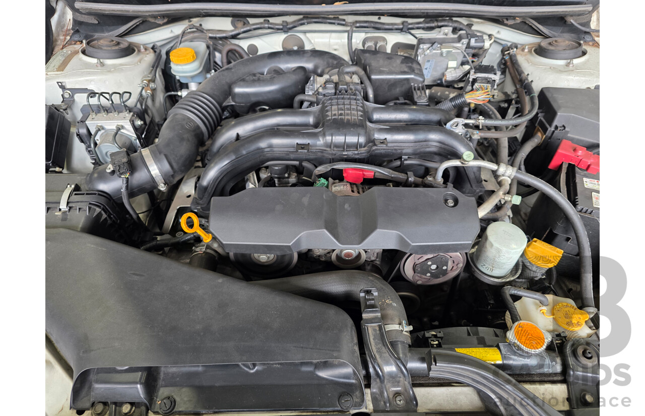 7/2013 Subaru Impreza 2.0i (AWD) MY14 4d Sedan White 2.0L