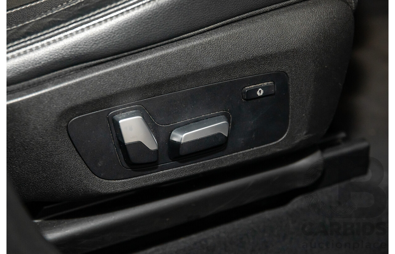 05/2018 BMW X3 xDrive30i xLine (AWD) G01 4d Wagon Glacier Silver Metallic Turbo 2.0L