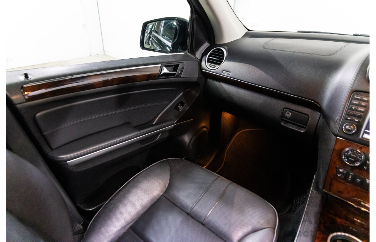 4/2011 Mercedes-Benz ML 350 CDI (4x4) 164 MY11 4d Wagon Black Obsidian Metallic Turbo Diesel V6 3.0L