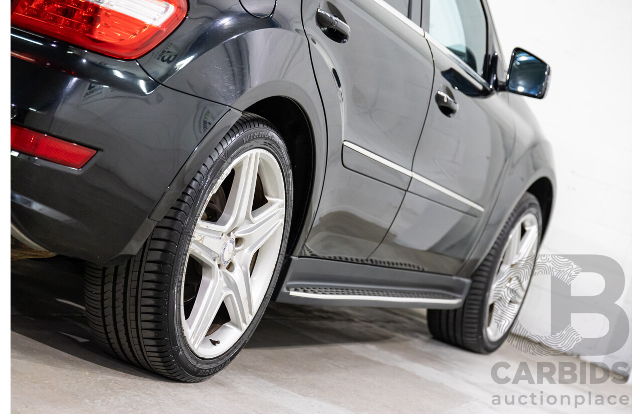 4/2011 Mercedes-Benz ML 350 CDI (4x4) 164 MY11 4d Wagon Black Obsidian Metallic Turbo Diesel V6 3.0L