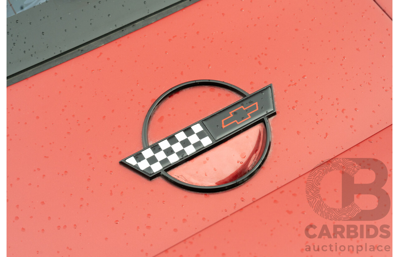 01/1985 Chevrolet Corvette C4 2d Coupe Two Tone Red / Beige V8 5.7L