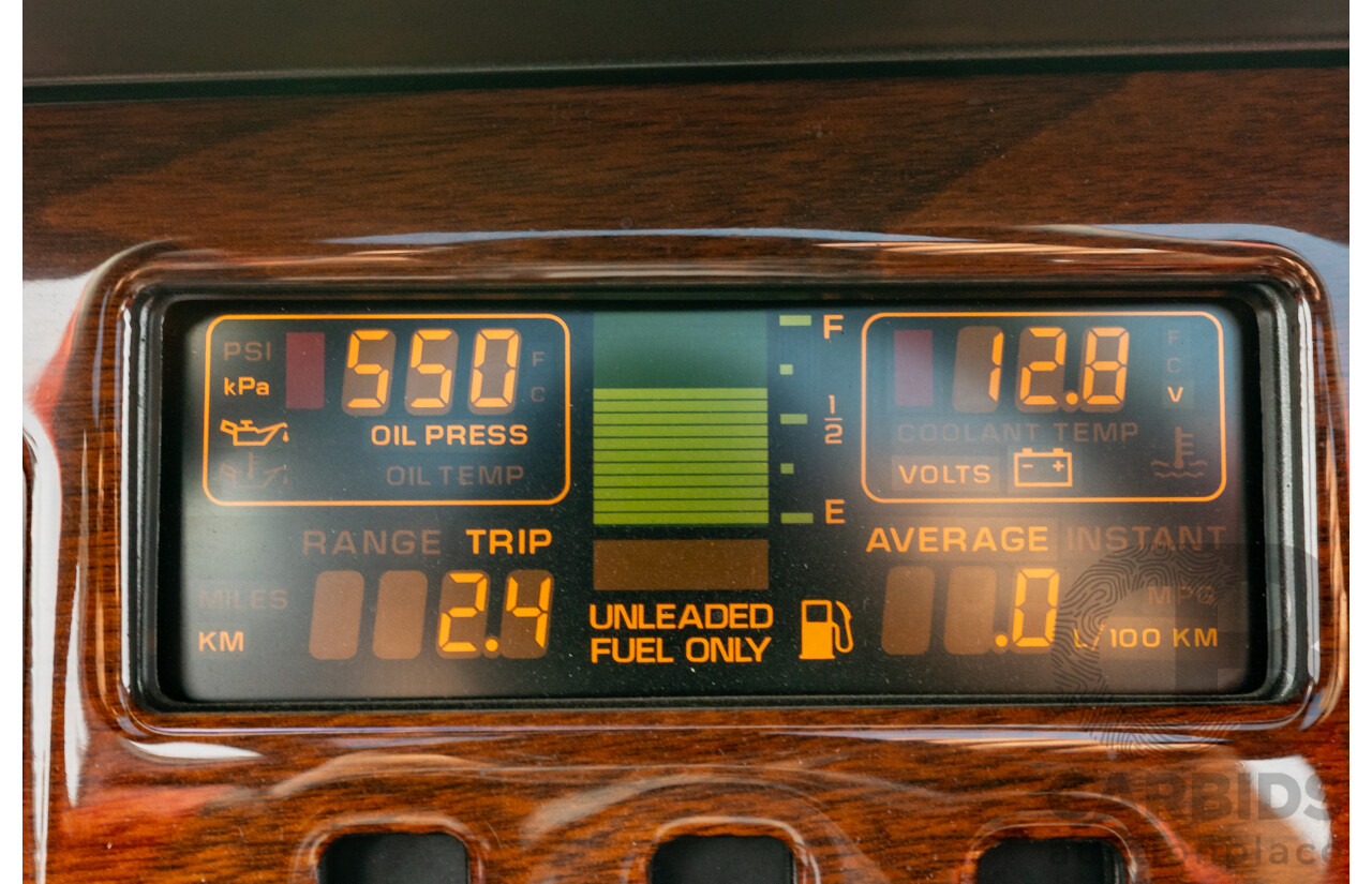 01/1985 Chevrolet Corvette C4 2d Coupe Two Tone Red / Beige V8 5.7L