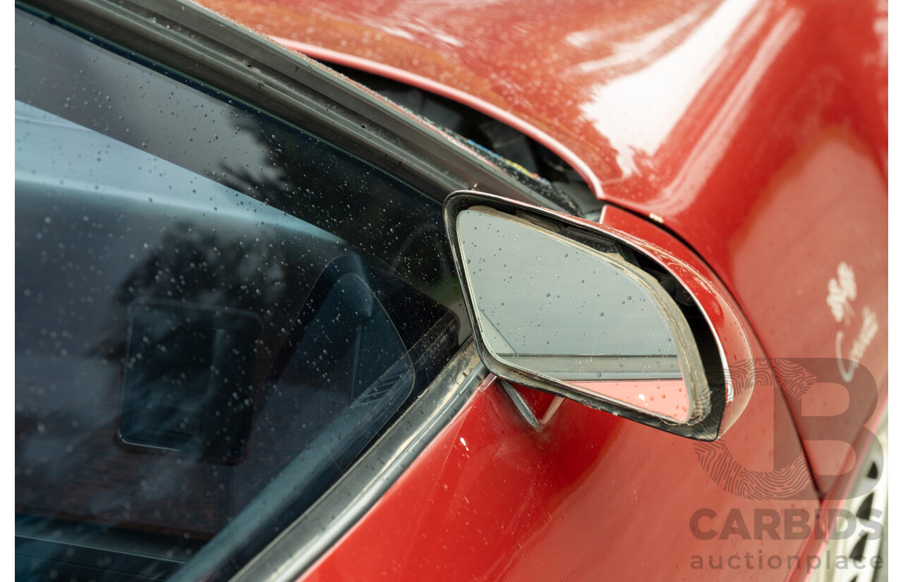 01/1985 Chevrolet Corvette C4 2d Coupe Two Tone Red / Beige V8 5.7L