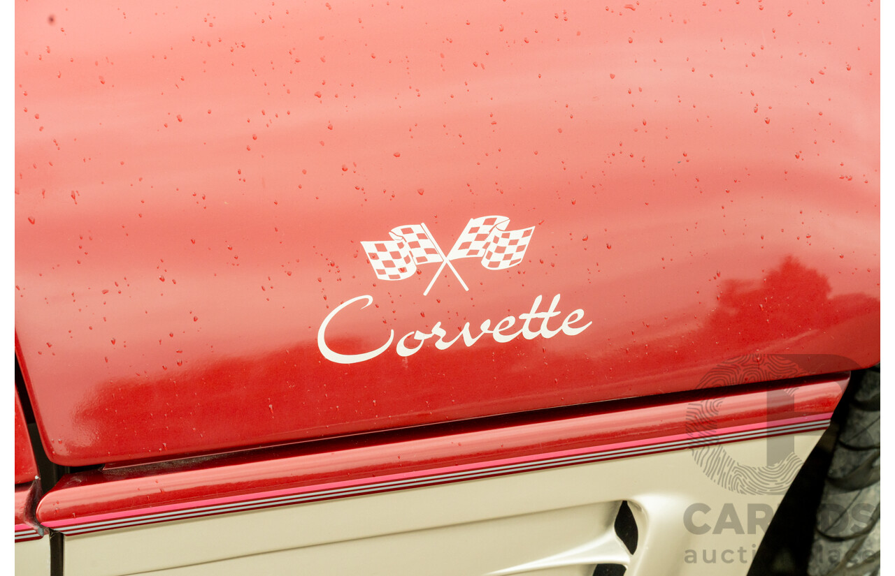 01/1985 Chevrolet Corvette C4 2d Coupe Two Tone Red / Beige V8 5.7L