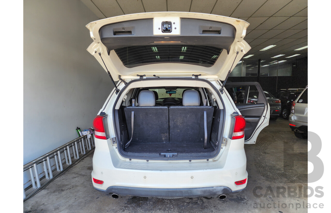 12/2014 Dodge Journey R/T JC MY14 4d Wagon White 3.6L