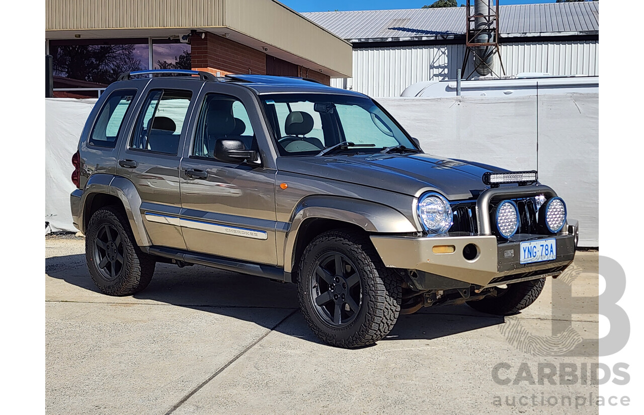2/2007 Jeep Cherokee Limited (4x4) KJ MY05 UPGRADE II 4d Wagon Gold 2.8L