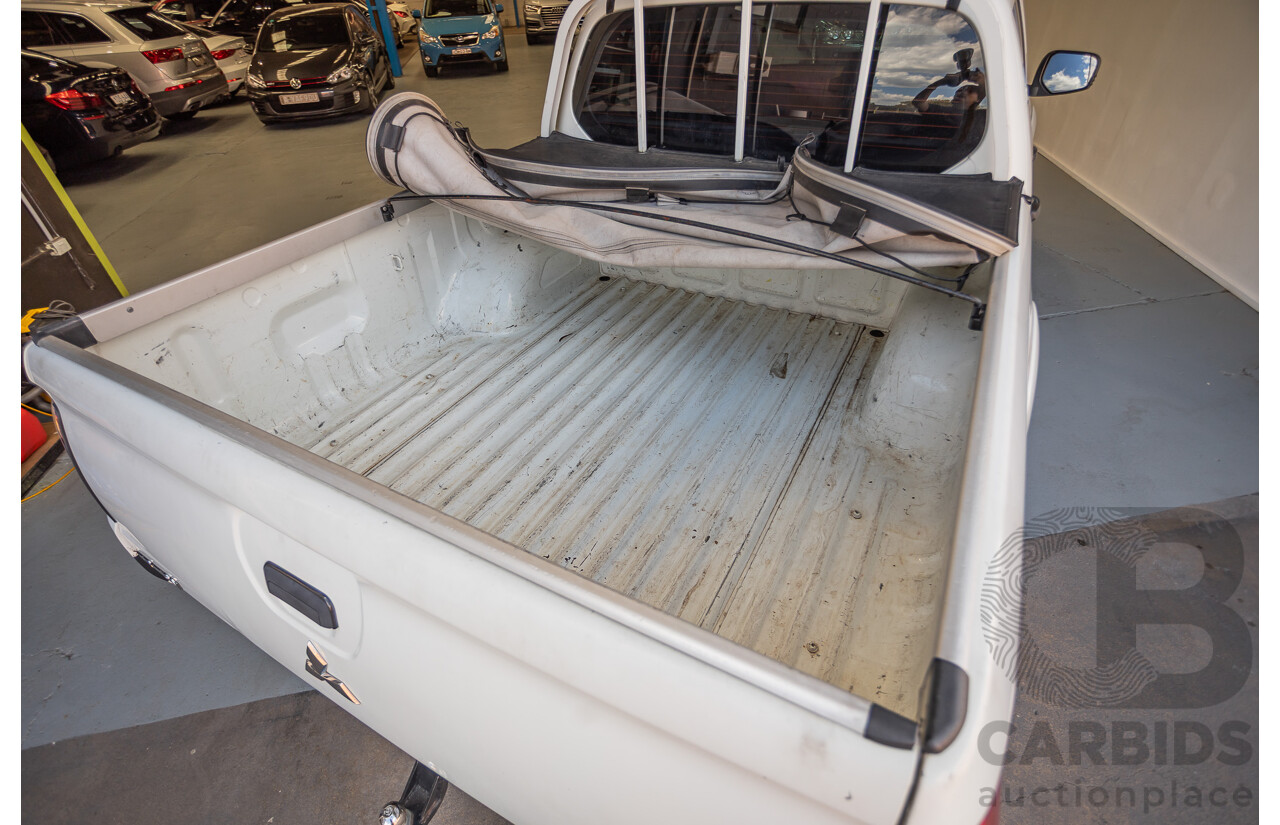 06/2015 Mitsubishi Triton GLX+ (4x4) MN MY15 Double Cab Utility White Turbo Diesel 2.5L