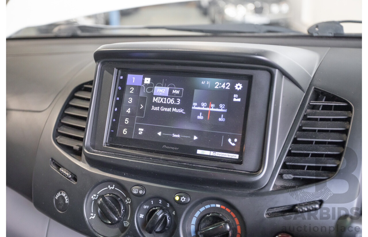 06/2015 Mitsubishi Triton GLX+ (4x4) MN MY15 Double Cab Utility White Turbo Diesel 2.5L