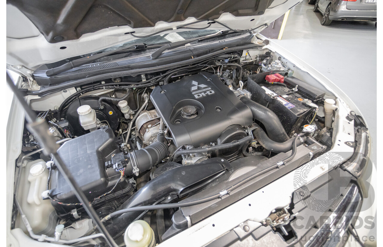 06/2015 Mitsubishi Triton GLX+ (4x4) MN MY15 Double Cab Utility White Turbo Diesel 2.5L