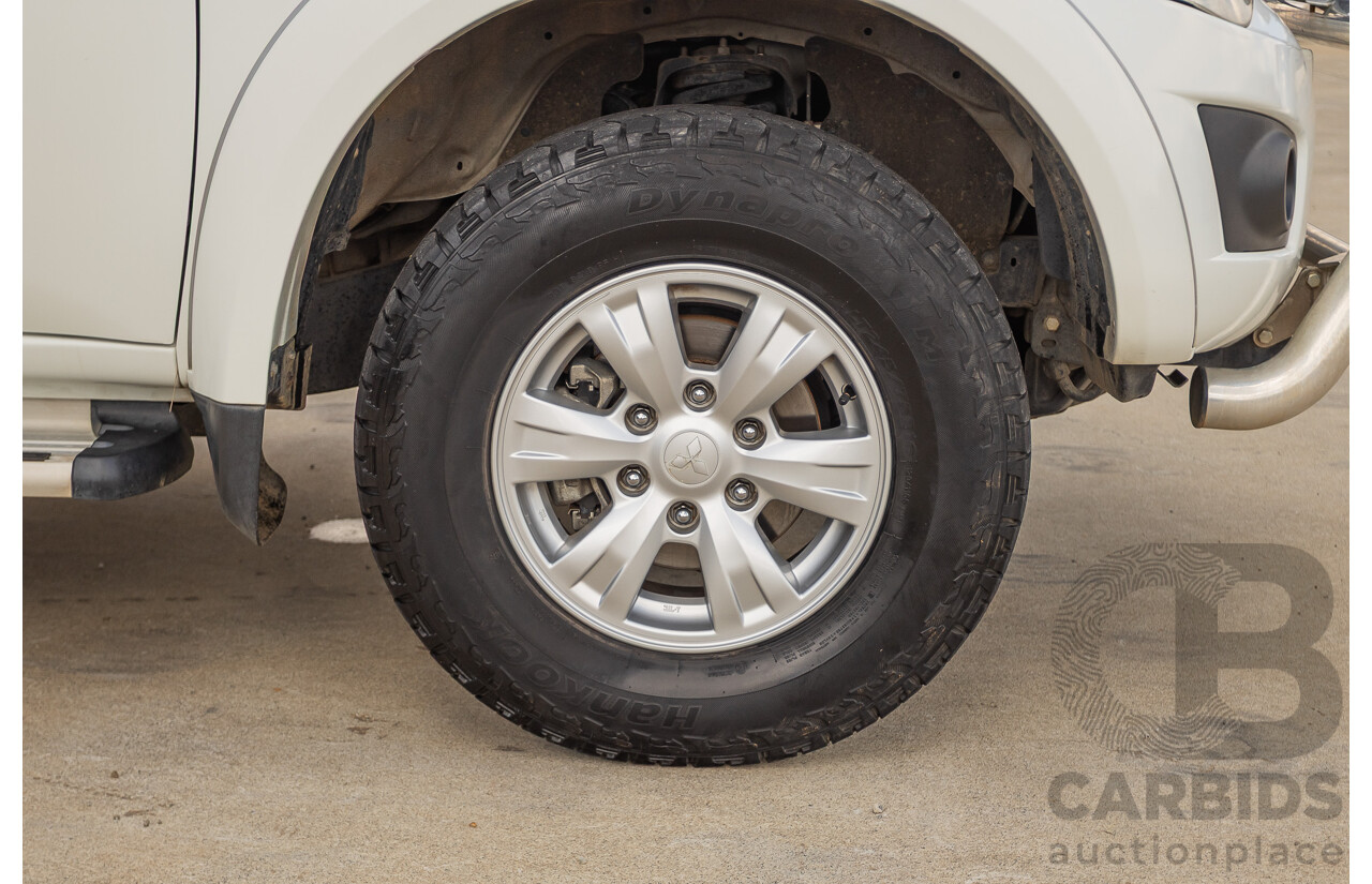 06/2015 Mitsubishi Triton GLX+ (4x4) MN MY15 Double Cab Utility White Turbo Diesel 2.5L