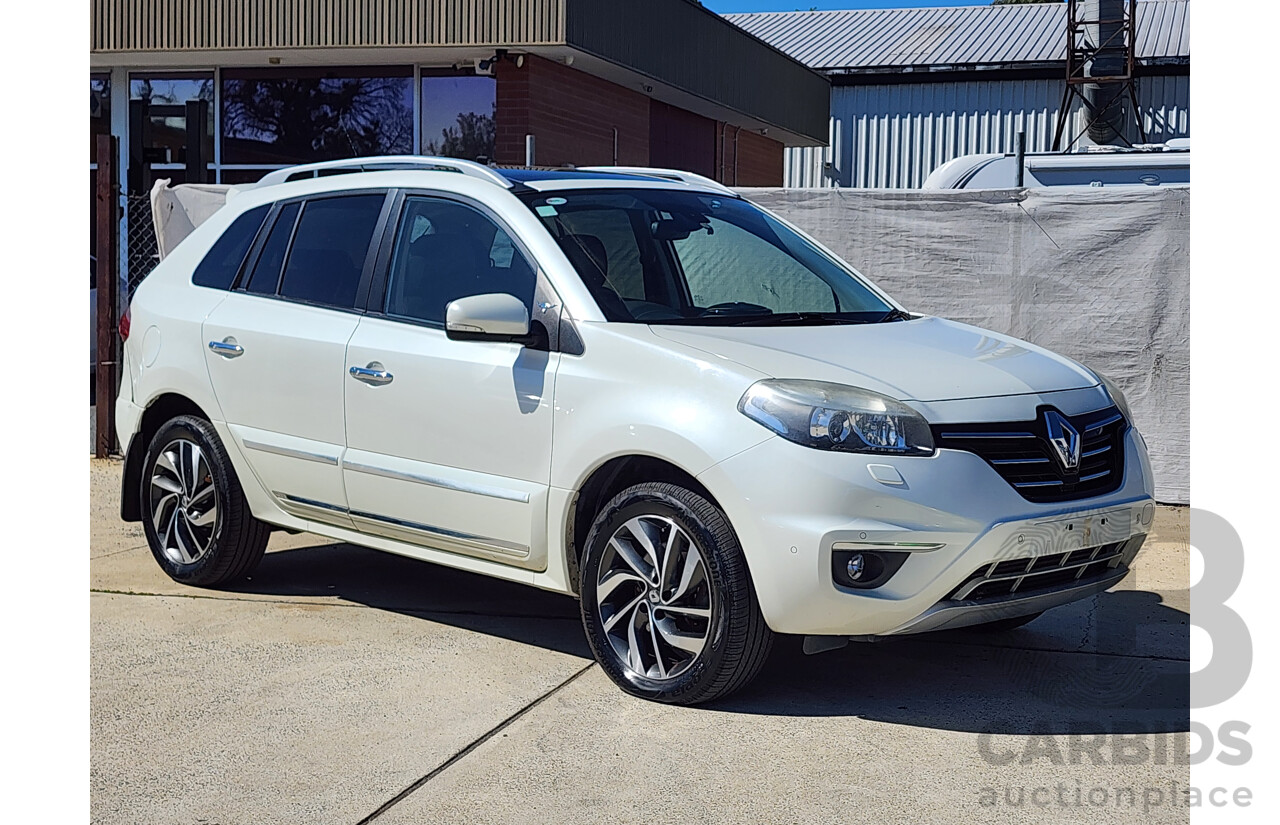 11/2013 Renault Koleos Privilege (4x4) H45 PHASE III 4d Wagon White 2.0L