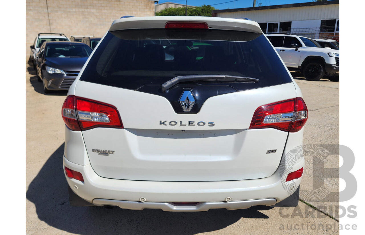 11/2013 Renault Koleos Privilege (4x4) H45 PHASE III 4d Wagon White 2.0L