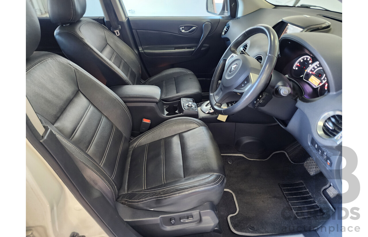11/2013 Renault Koleos Privilege (4x4) H45 PHASE III 4d Wagon White 2.0L