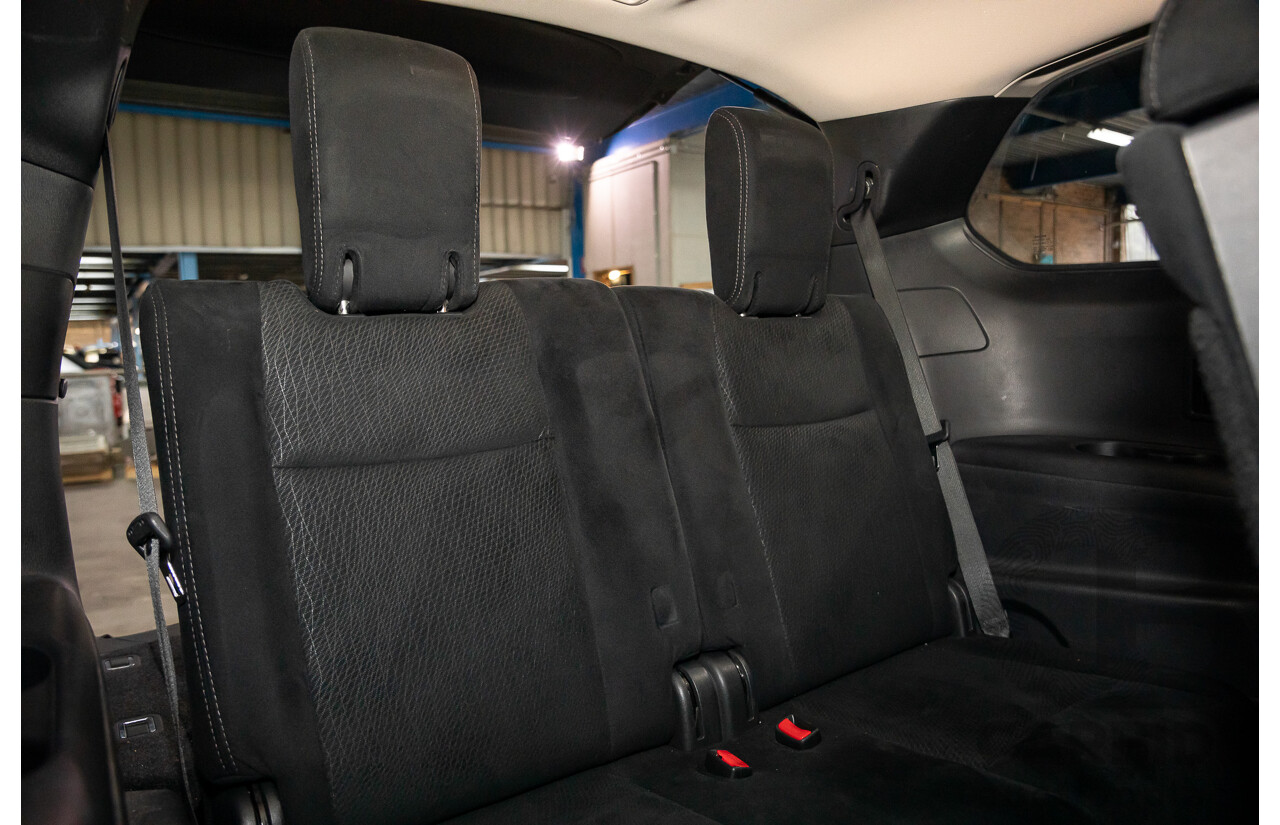 7/2015 Nissan Pathfinder ST (4x2) R52 4d Wagon Magnetic Black Metallic V6 3.5L