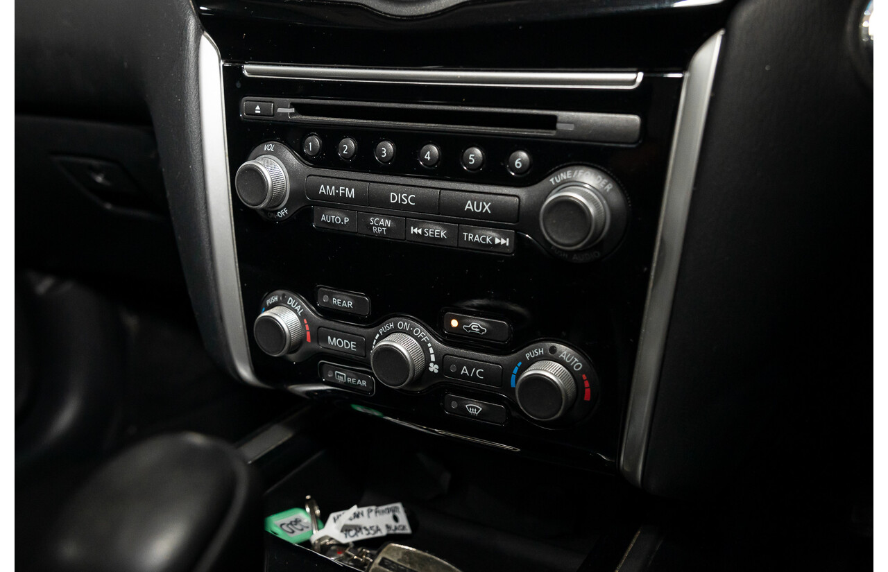 7/2015 Nissan Pathfinder ST (4x2) R52 4d Wagon Magnetic Black Metallic V6 3.5L