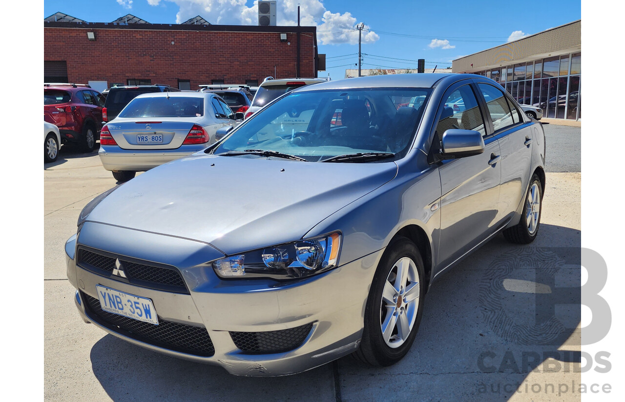 12/2013 Mitsubishi Lancer ES CJ MY14 4d Sedan Grey 2.0L