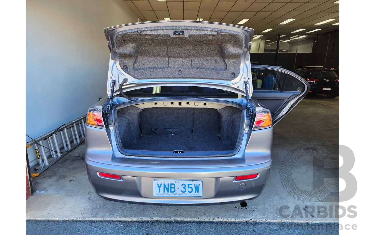 12/2013 Mitsubishi Lancer ES CJ MY14 4d Sedan Grey 2.0L