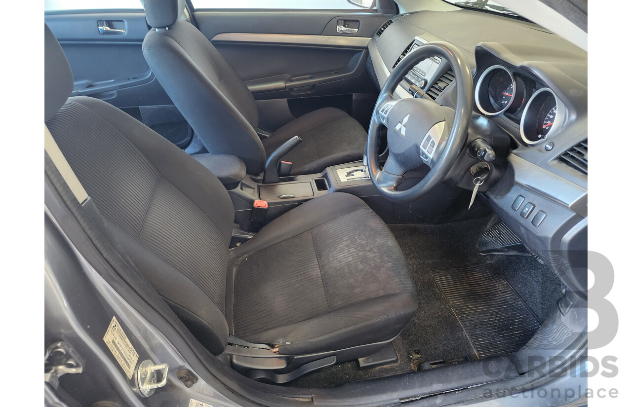 12/2013 Mitsubishi Lancer ES CJ MY14 4d Sedan Grey 2.0L