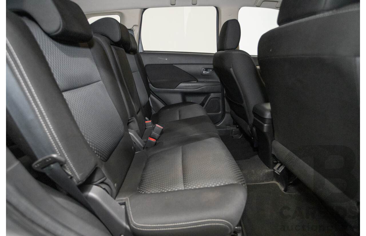 4/2015 Mitsubishi Outlander XLS (4x4) ZK MY16 4d Wagon Titanium Metallic Grey Turbo Diesel 2.3L