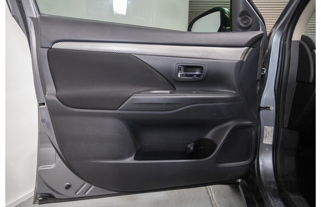 4/2015 Mitsubishi Outlander XLS (4x4) ZK MY16 4d Wagon Titanium Metallic Grey Turbo Diesel 2.3L
