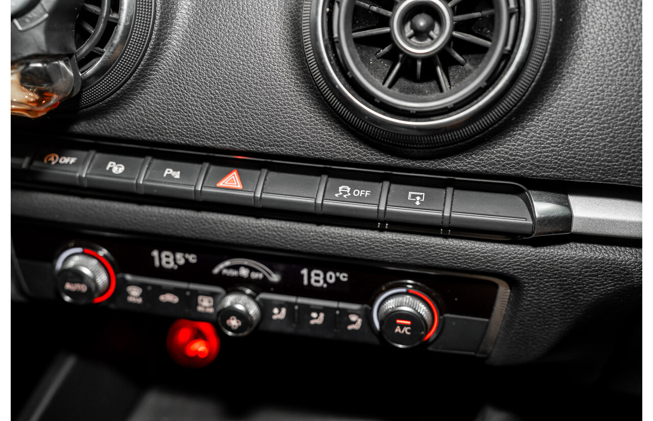 1/2014 Audi A3 Sportback 1.4 TFSI Attraction COD 8V 5d Hatchback Phantom Black Pearl Turbo 1.4L