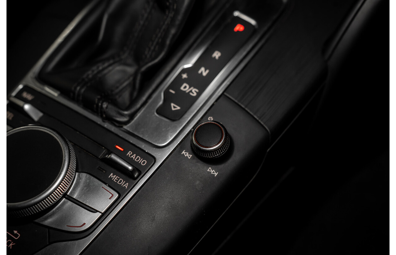 1/2014 Audi A3 Sportback 1.4 TFSI Attraction COD 8V 5d Hatchback Phantom Black Pearl Turbo 1.4L