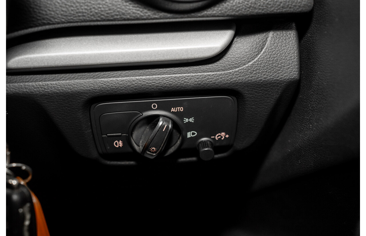 1/2014 Audi A3 Sportback 1.4 TFSI Attraction COD 8V 5d Hatchback Phantom Black Pearl Turbo 1.4L