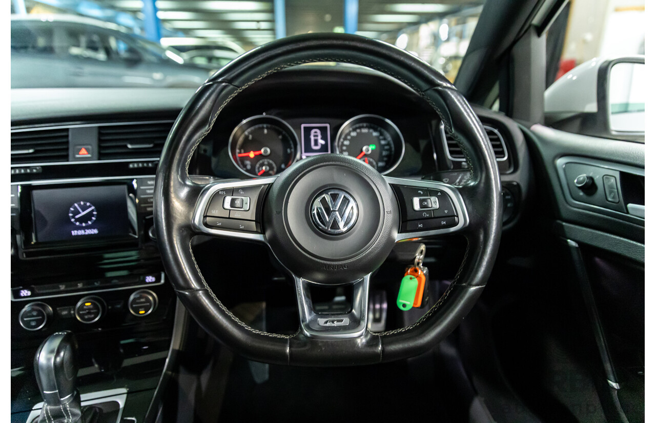 4/2014 Volkswagen Golf 110 TDI Highline R-Line Package AU MY14.5 5d Hatchback Pure White Turbo 2.0L