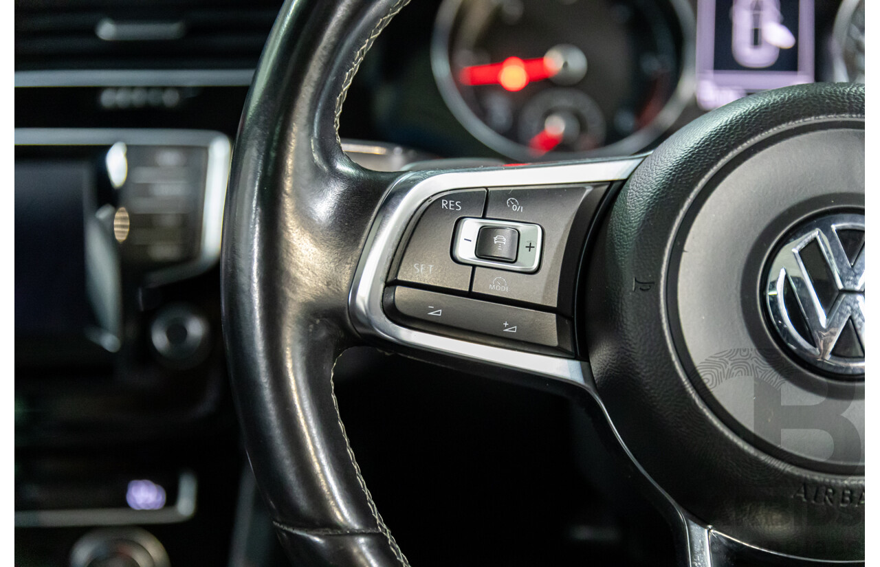 4/2014 Volkswagen Golf 110 TDI Highline R-Line Package AU MY14.5 5d Hatchback Pure White Turbo 2.0L