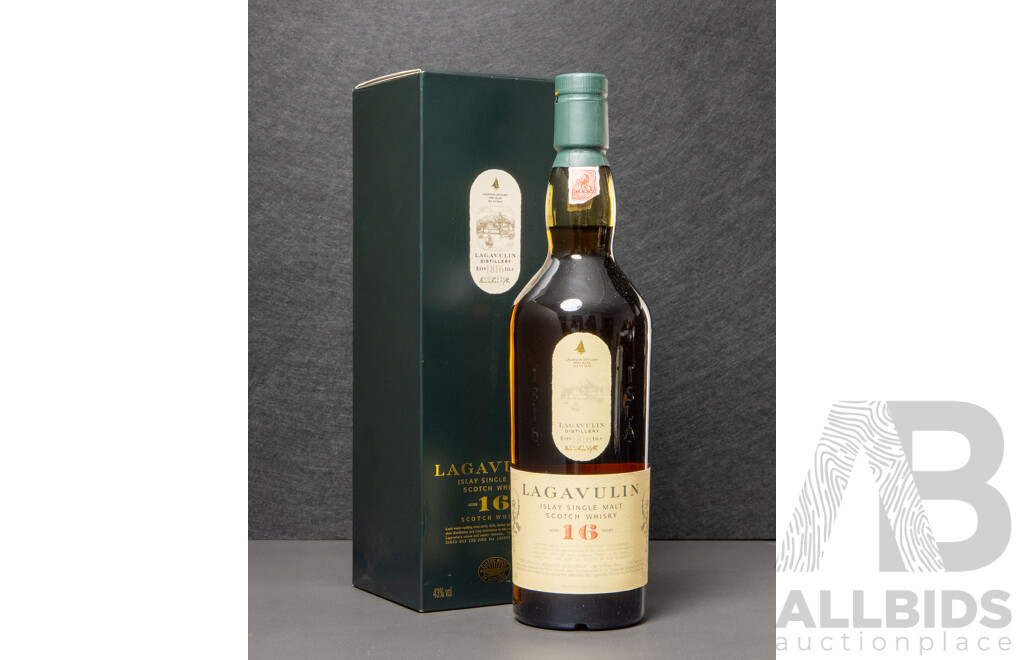 Lagavulin Islay Single Malt Scotch Whiskey in Gift Box