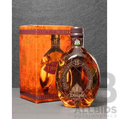 Dimple Delux Scotch Whiskey in Gift Box