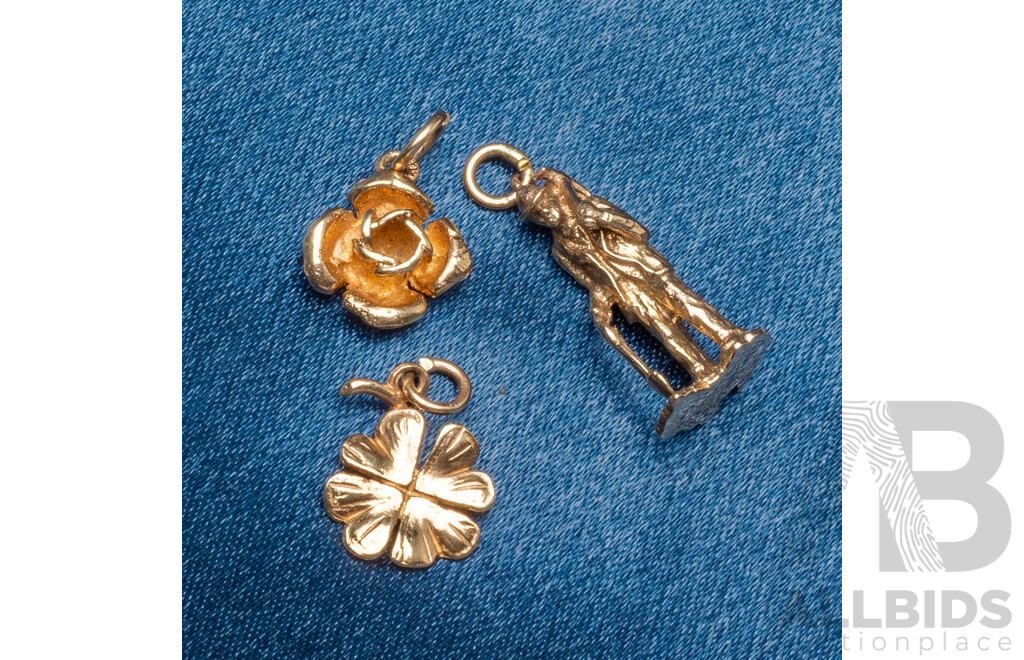 9ct Yellow Gold Charms. Digger, Rose, and 4 Leaf Clover. Lot of 3 – 5.02gms