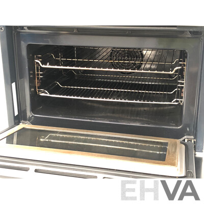 Bosch Series 8 Built in Compact Oven with 900 Watt Microwave Function