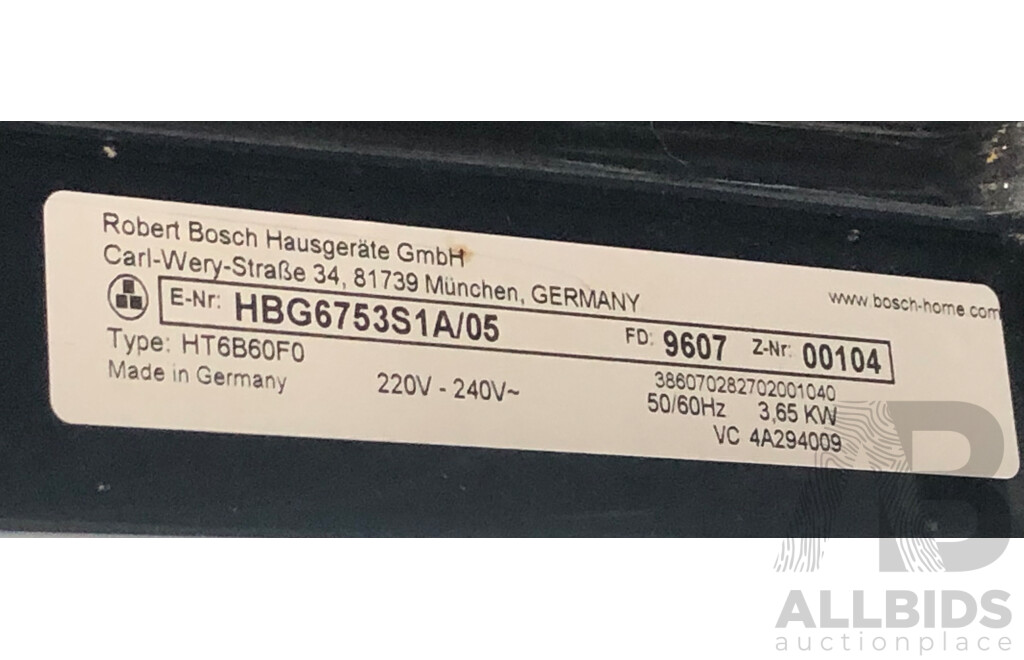 Bosch 60cm Series 8 Pyrolytic Electric Built-In Oven