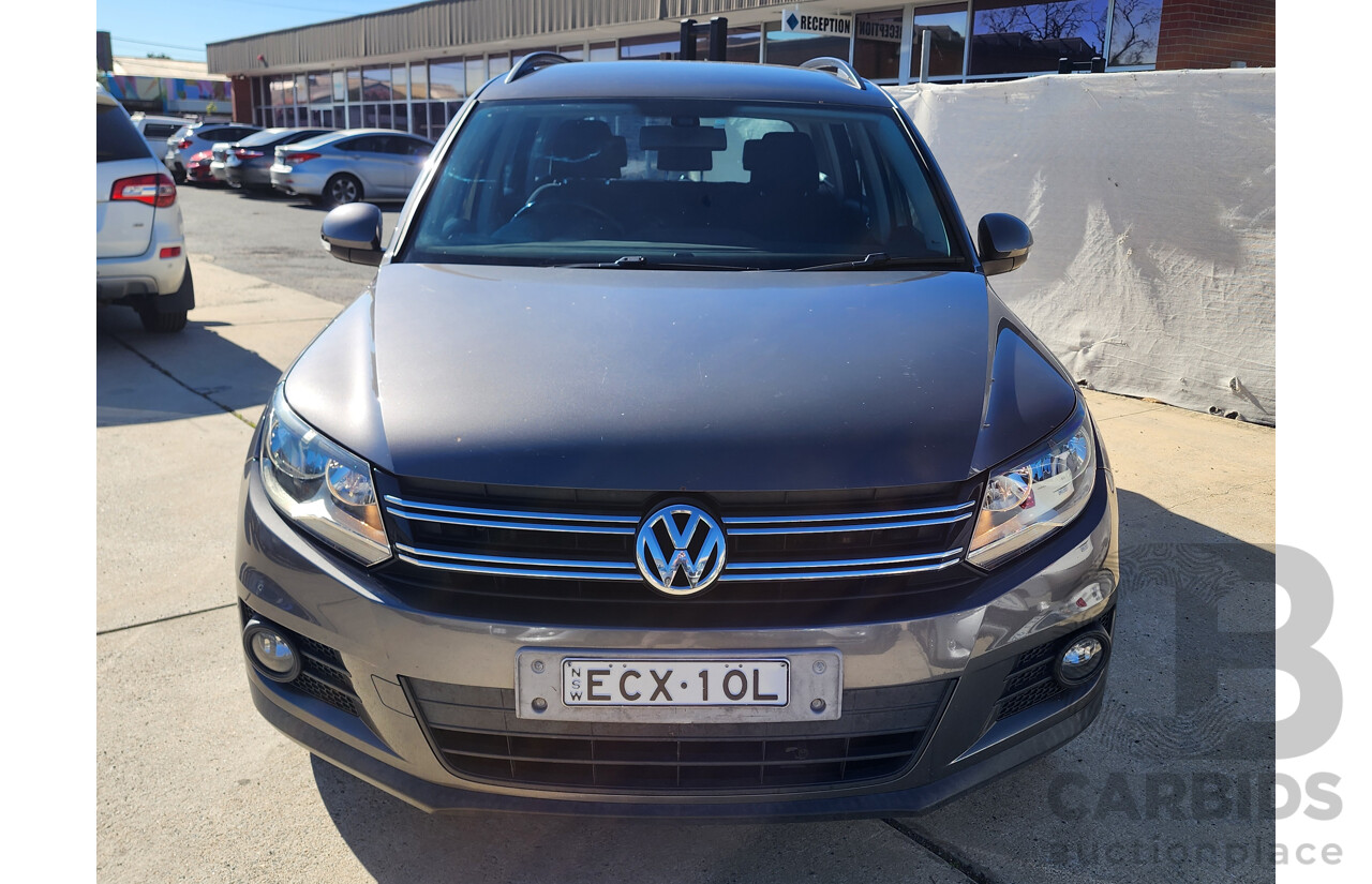 5/2012 Volkswagen Tiguan 103 TDI 5NC MY12 4d Wagon Grey 2.0L