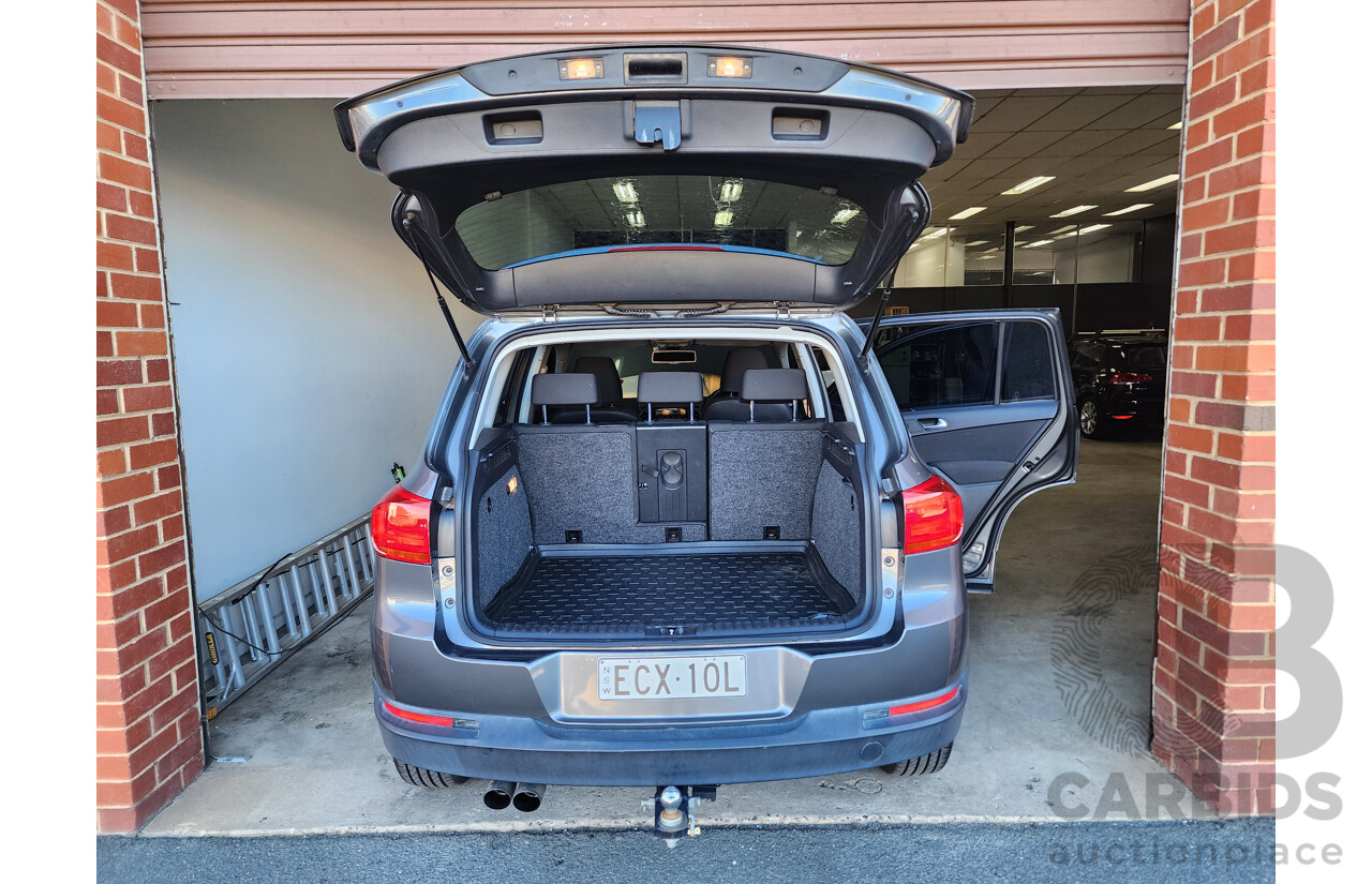 5/2012 Volkswagen Tiguan 103 TDI 5NC MY12 4d Wagon Grey 2.0L