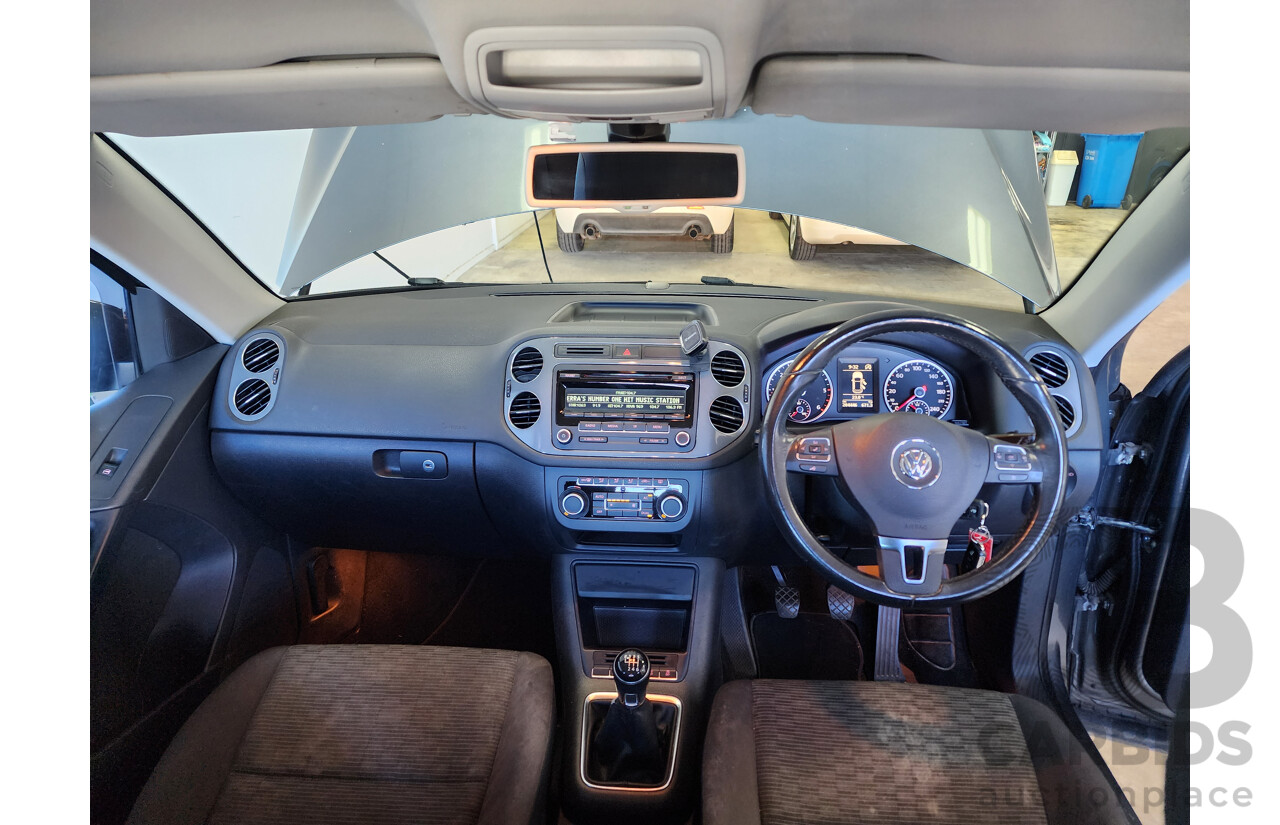 5/2012 Volkswagen Tiguan 103 TDI 5NC MY12 4d Wagon Grey 2.0L