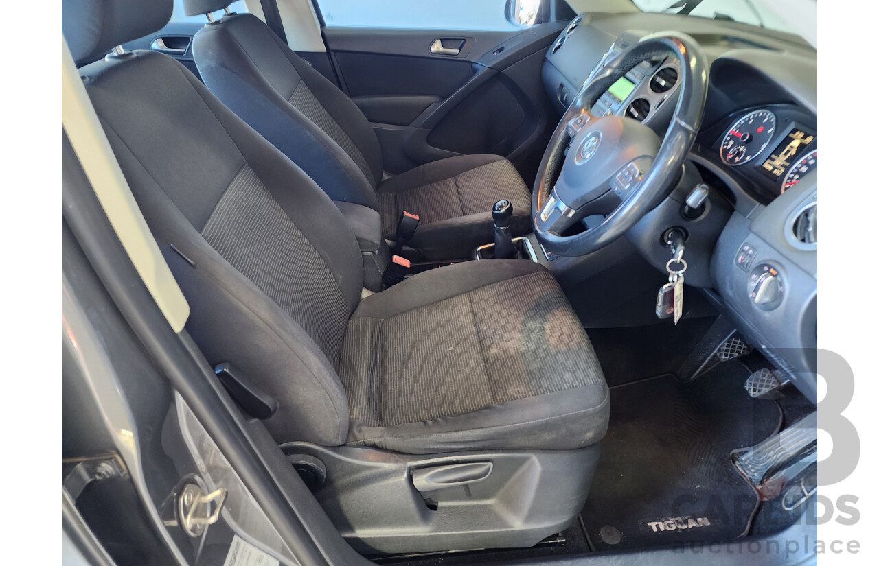 5/2012 Volkswagen Tiguan 103 TDI 5NC MY12 4d Wagon Grey 2.0L