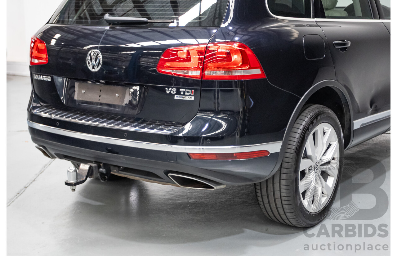 6/2016 Volkswagen Touareg V6 TDI (AWD) 7P MY16 4D Wagon Moonlight Blue Pearlescent Diesel V6 (180kW) 3.0L