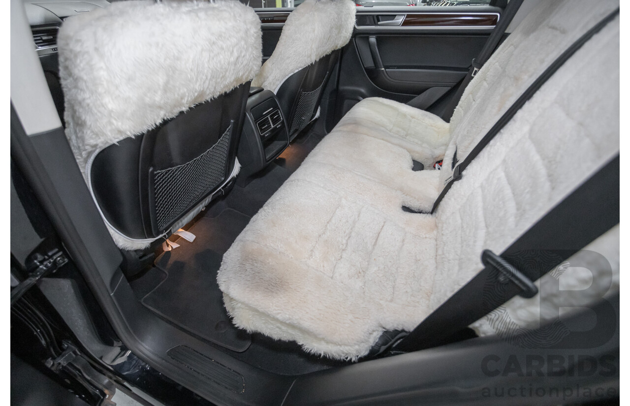 6/2016 Volkswagen Touareg V6 TDI (AWD) 7P MY16 4D Wagon Moonlight Blue Pearlescent Diesel V6 (180kW) 3.0L