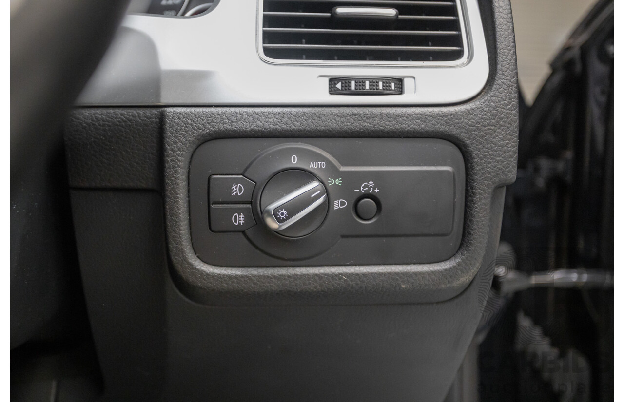 6/2016 Volkswagen Touareg V6 TDI (AWD) 7P MY16 4D Wagon Moonlight Blue Pearlescent Diesel V6 (180kW) 3.0L