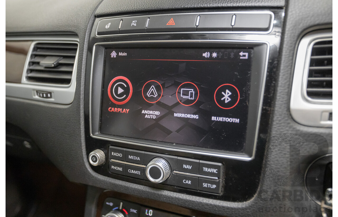 6/2016 Volkswagen Touareg V6 TDI (AWD) 7P MY16 4D Wagon Moonlight Blue Pearlescent Diesel V6 (180kW) 3.0L