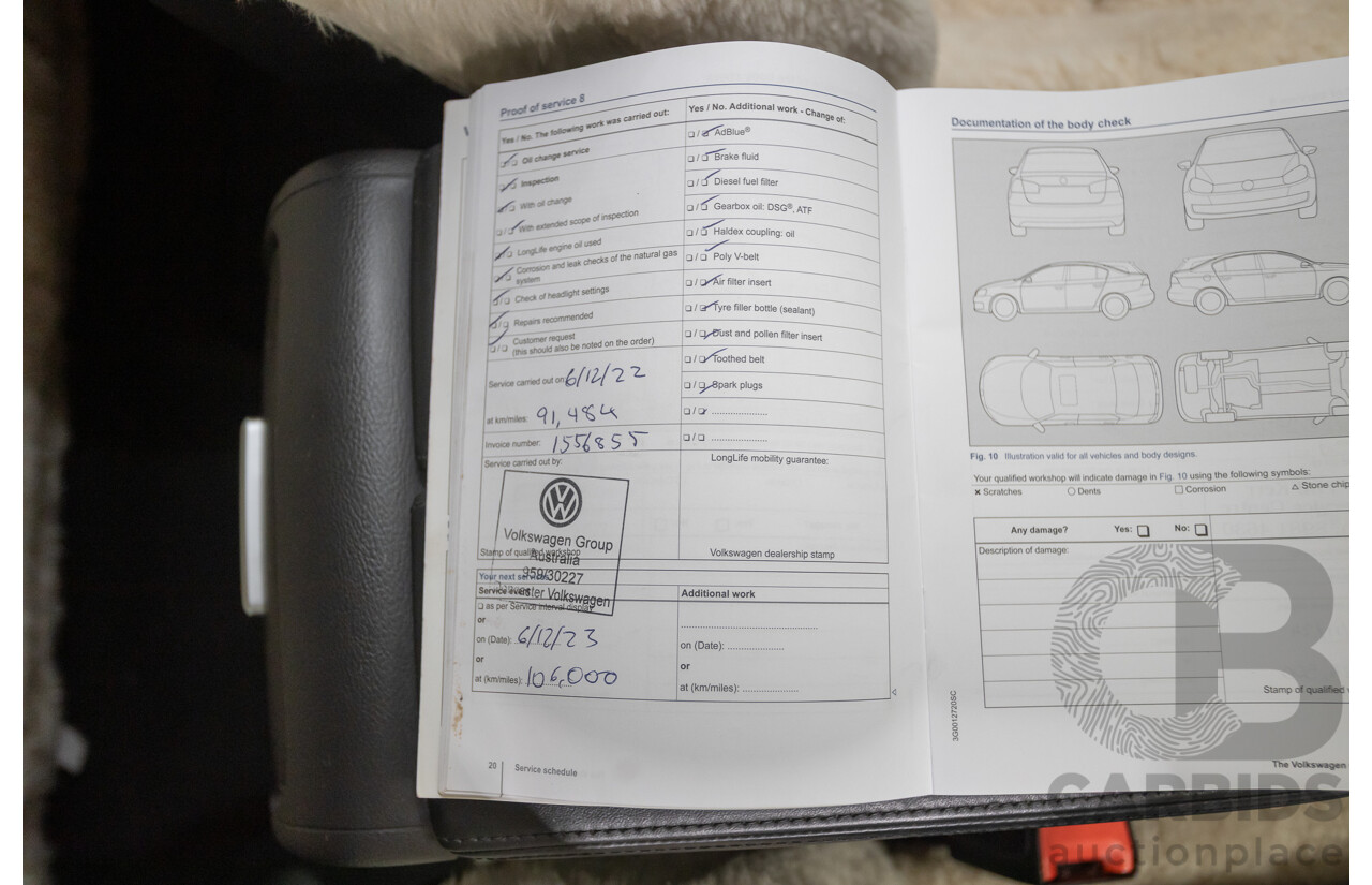 6/2016 Volkswagen Touareg V6 TDI (AWD) 7P MY16 4D Wagon Moonlight Blue Pearlescent Diesel V6 (180kW) 3.0L