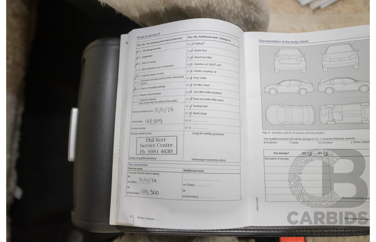 6/2016 Volkswagen Touareg V6 TDI (AWD) 7P MY16 4D Wagon Moonlight Blue Pearlescent Diesel V6 (180kW) 3.0L