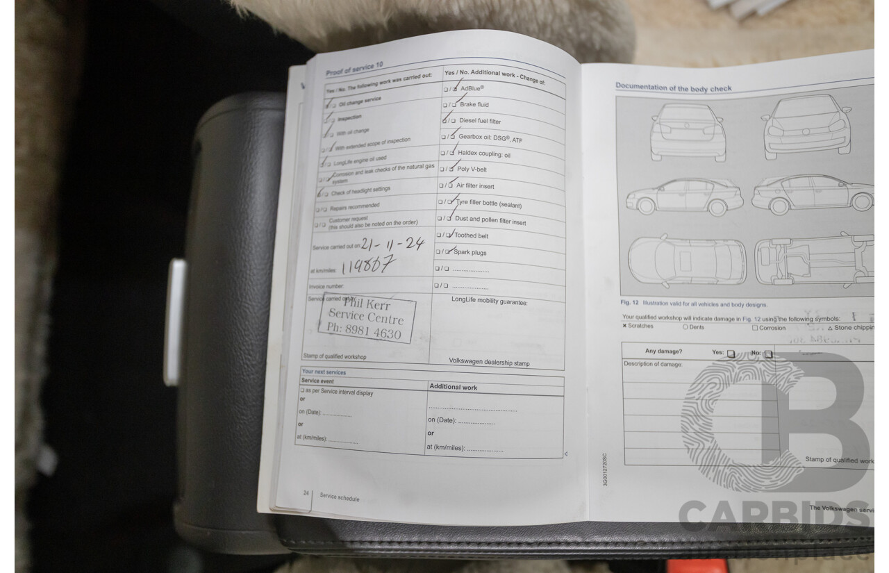 6/2016 Volkswagen Touareg V6 TDI (AWD) 7P MY16 4D Wagon Moonlight Blue Pearlescent Diesel V6 (180kW) 3.0L