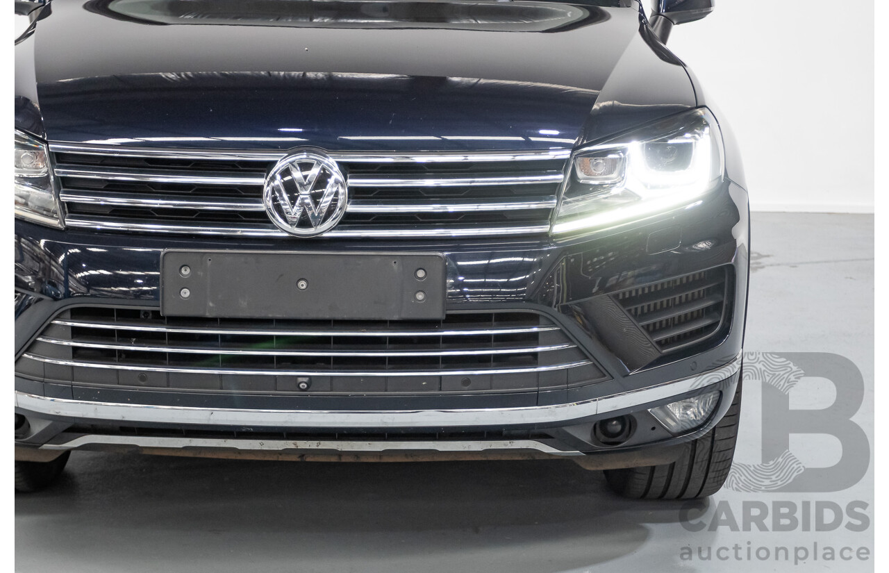 6/2016 Volkswagen Touareg V6 TDI (AWD) 7P MY16 4D Wagon Moonlight Blue Pearlescent Diesel V6 (180kW) 3.0L