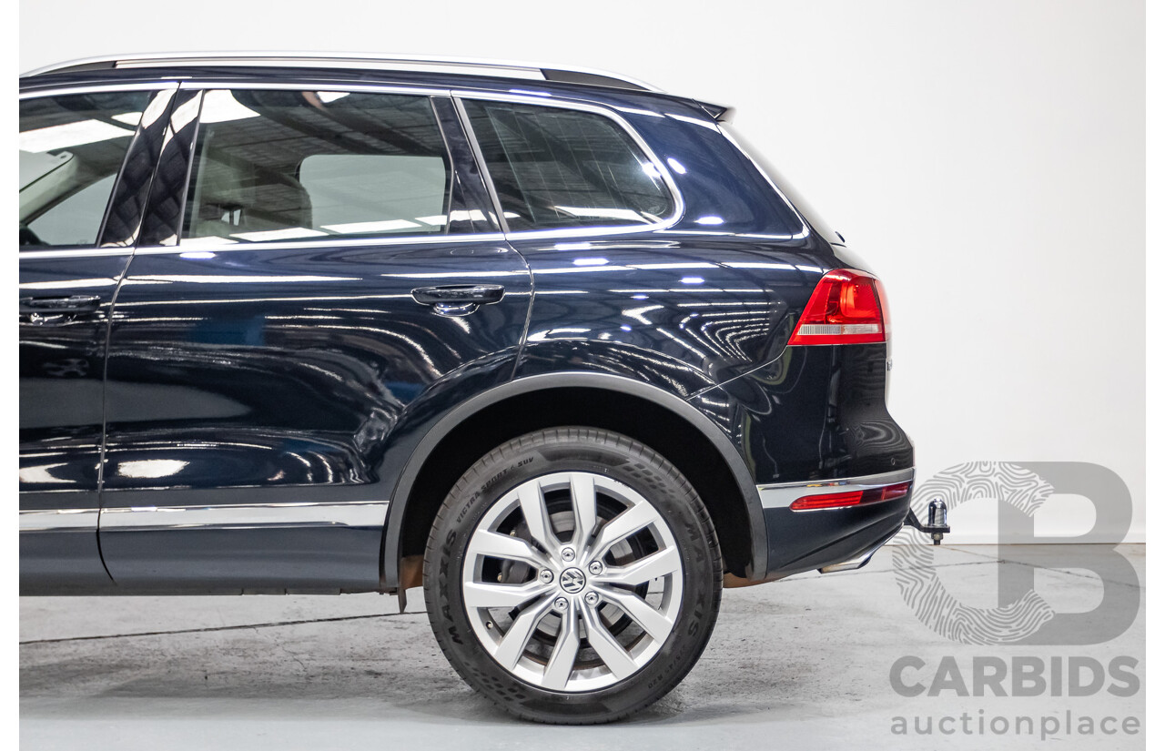 6/2016 Volkswagen Touareg V6 TDI (AWD) 7P MY16 4D Wagon Moonlight Blue Pearlescent Diesel V6 (180kW) 3.0L