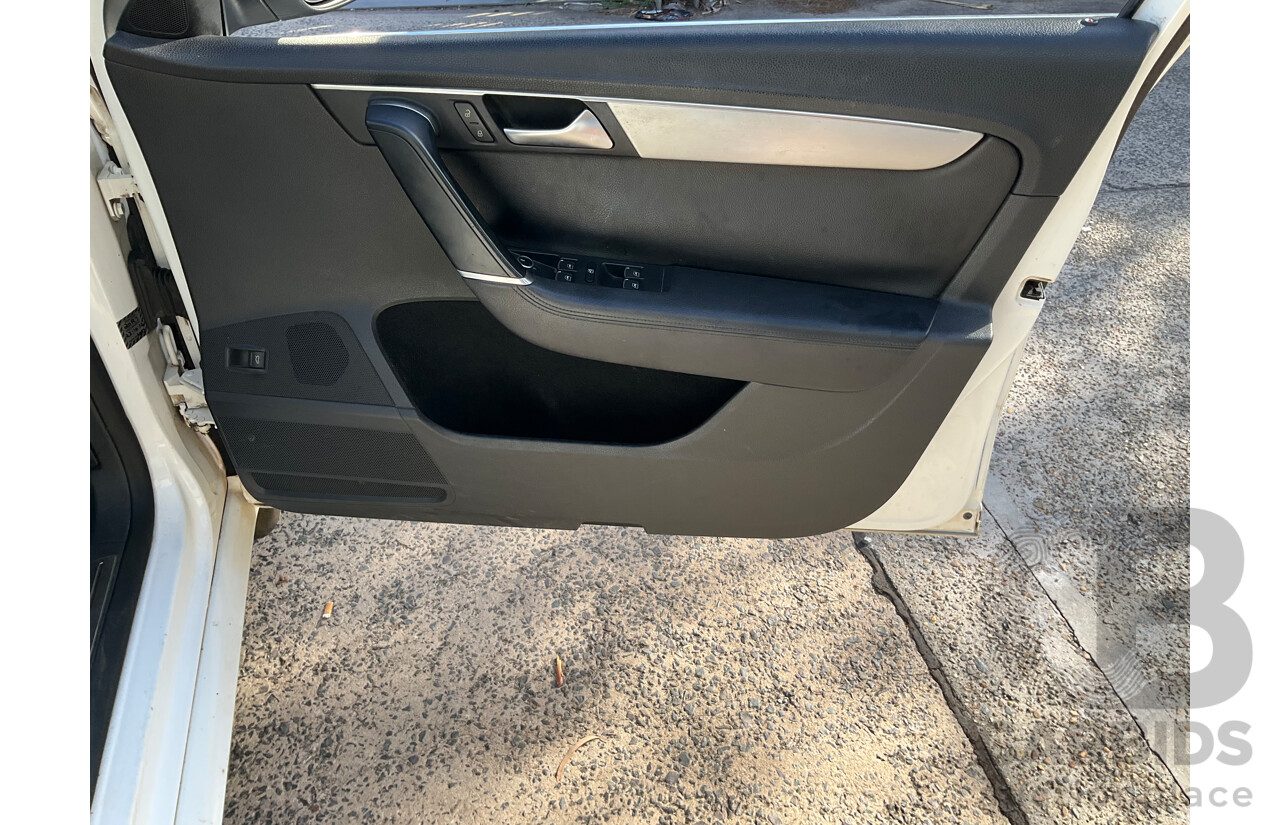 7/2011 Volkswagen Passat 125 TDI Highline 3C MY10 UPGRADE 4d Wagon Candy White Turbo Diesel 2.0L